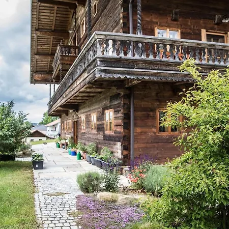 Gourmet Am Hof-golf-resort Apartment